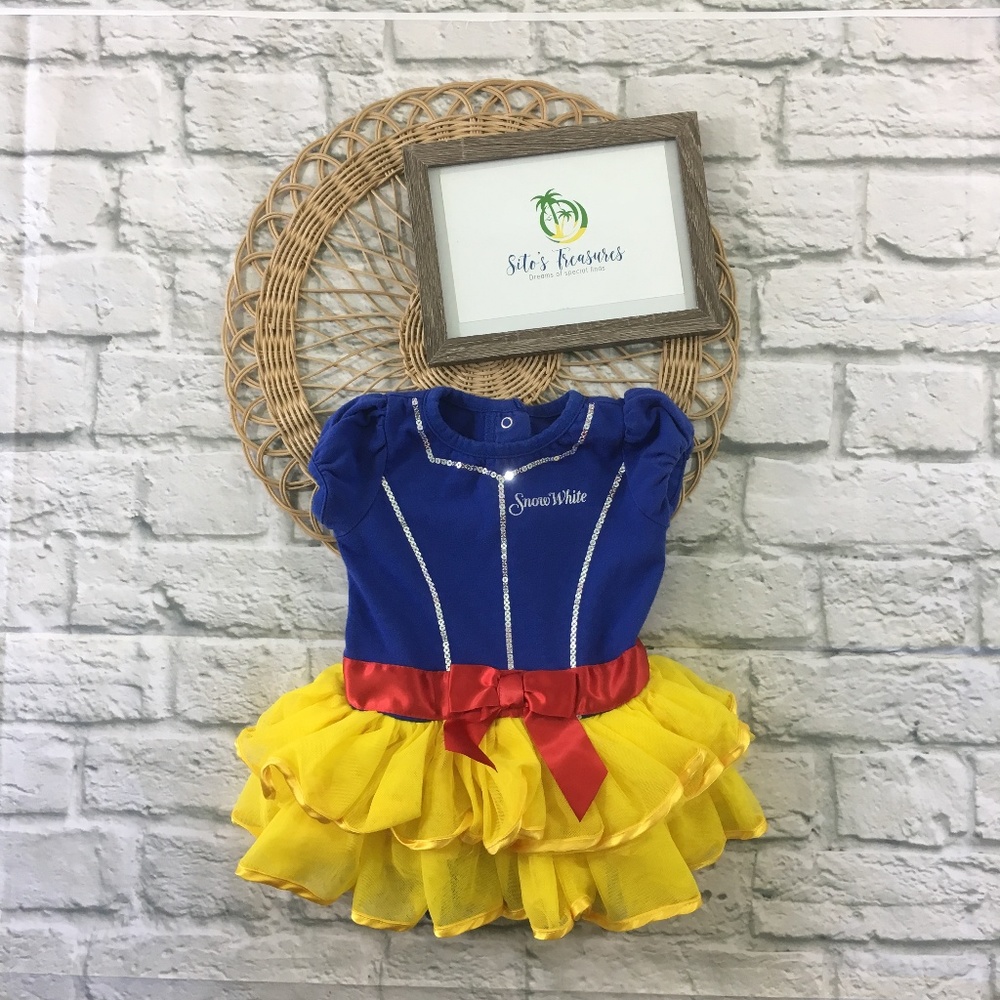 Disney baby "Snow White" onesie- 9M